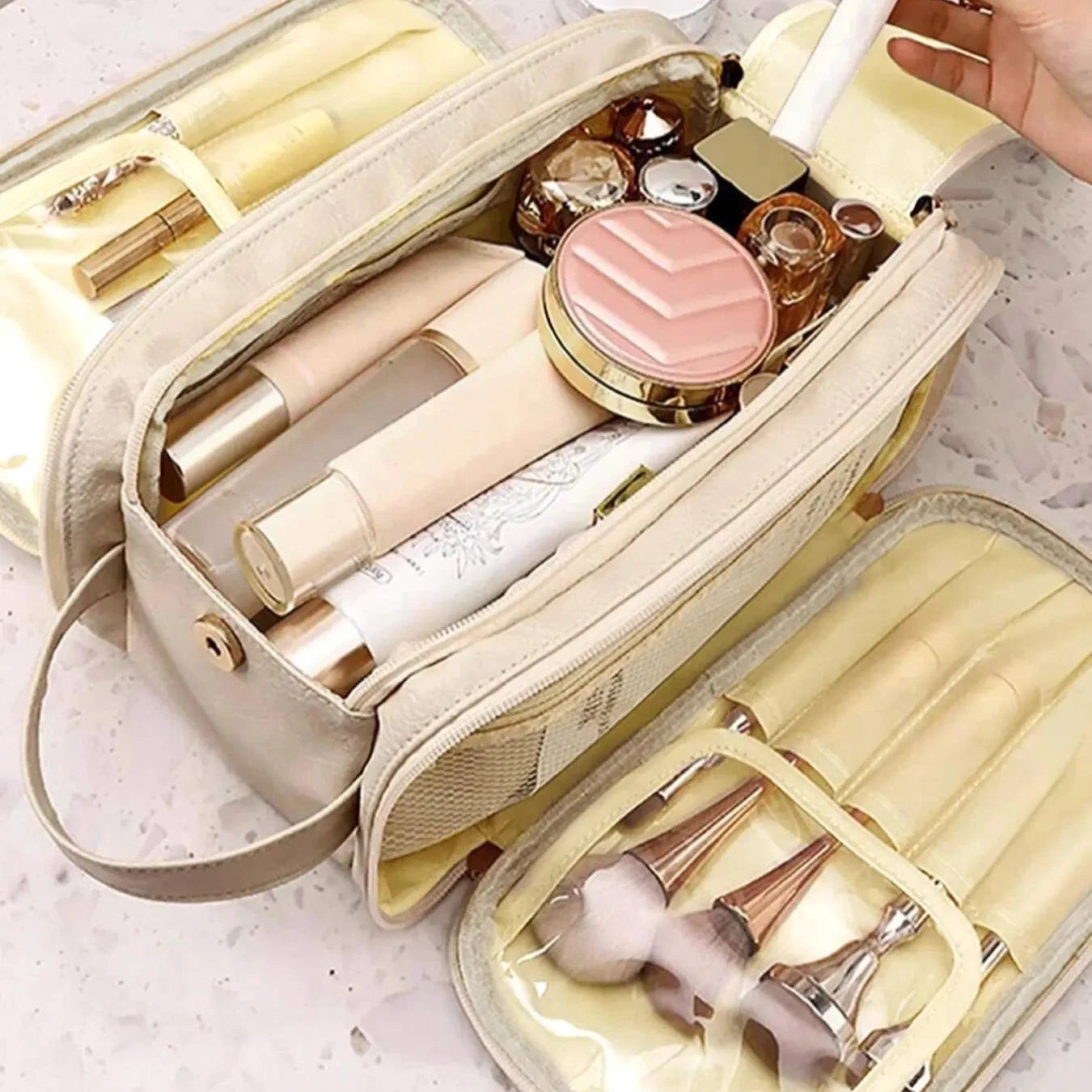 COSMETICS BAG